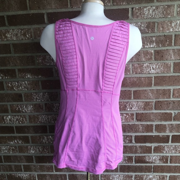 Lululemon Athletic Tank Top Size 12 pink striped - Picture 4 of 6